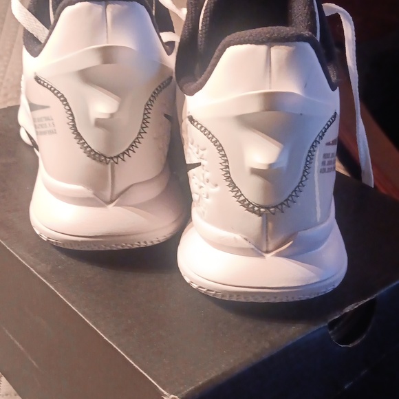 LEBRON WITNESS 5 EP ‘WHITE BLACK’ - Picture 10 of 11